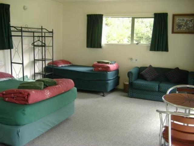 Yha Opoutere Hostel Room photo